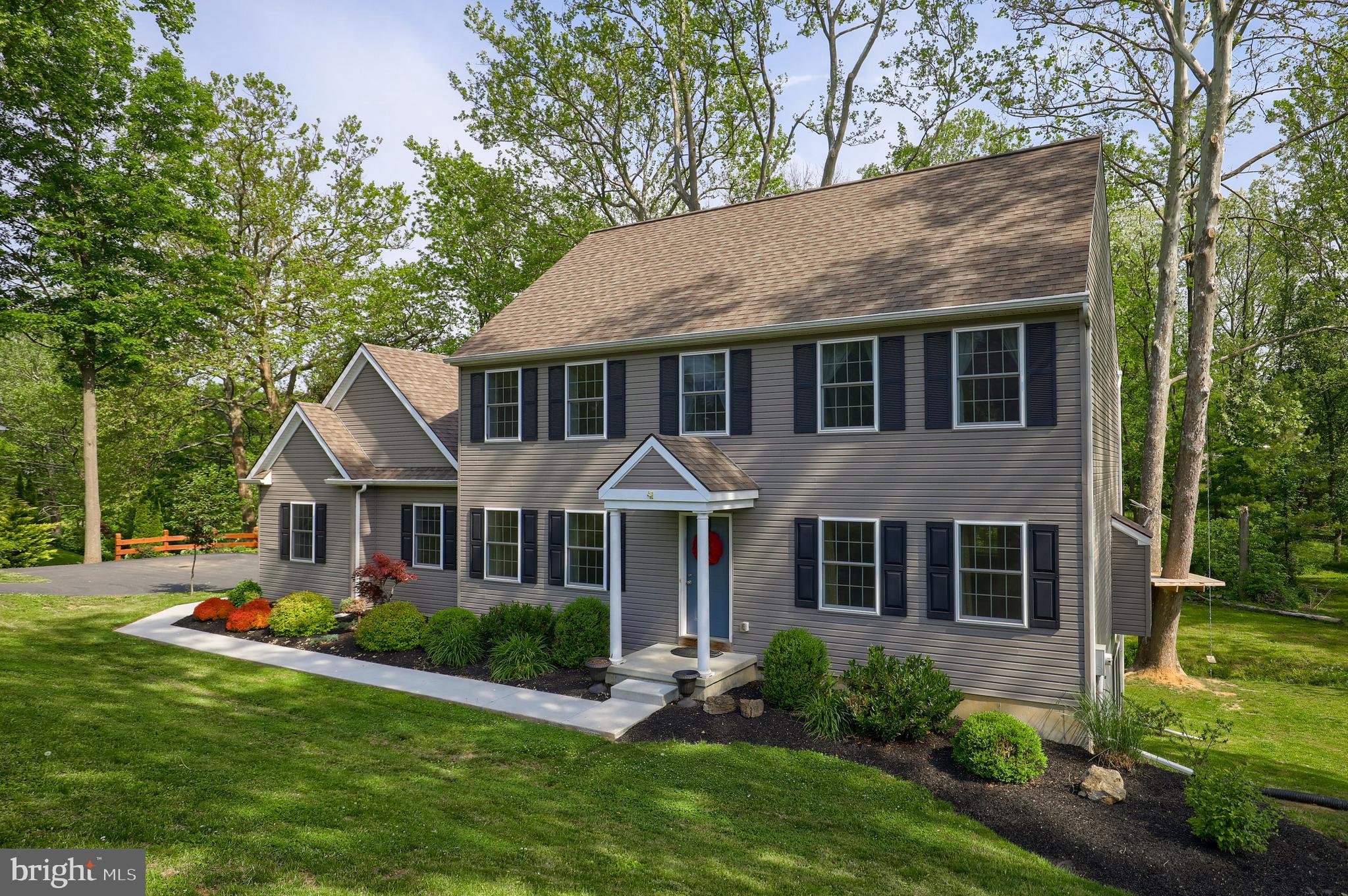 2021 Meadow Ridge Drive Lancaster, PA 17601 - Photo 5 of 67 Gallery Image 5