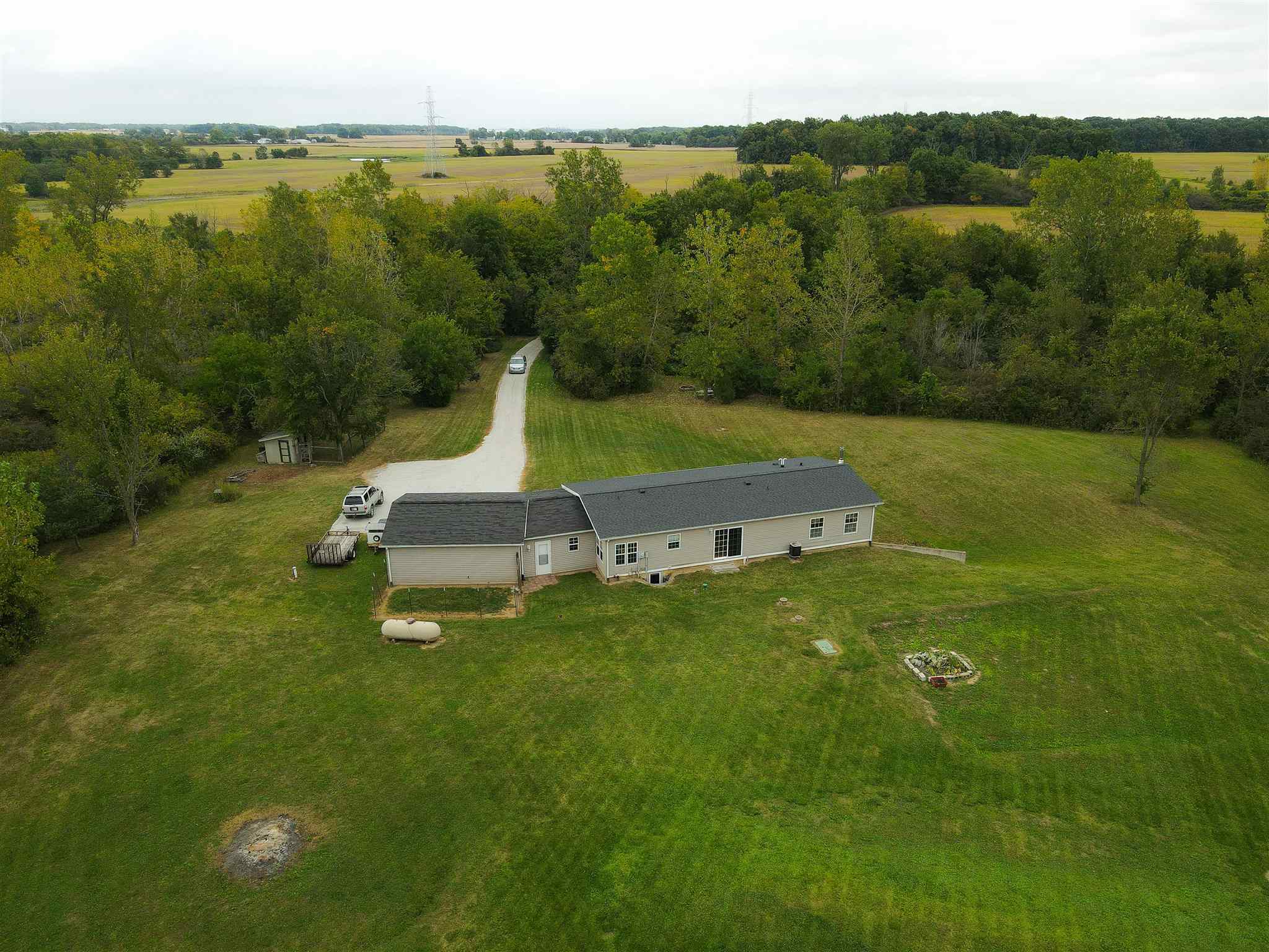 15702 Zubrick Road Roanoke, IN 46783 - Photo 5 of 26