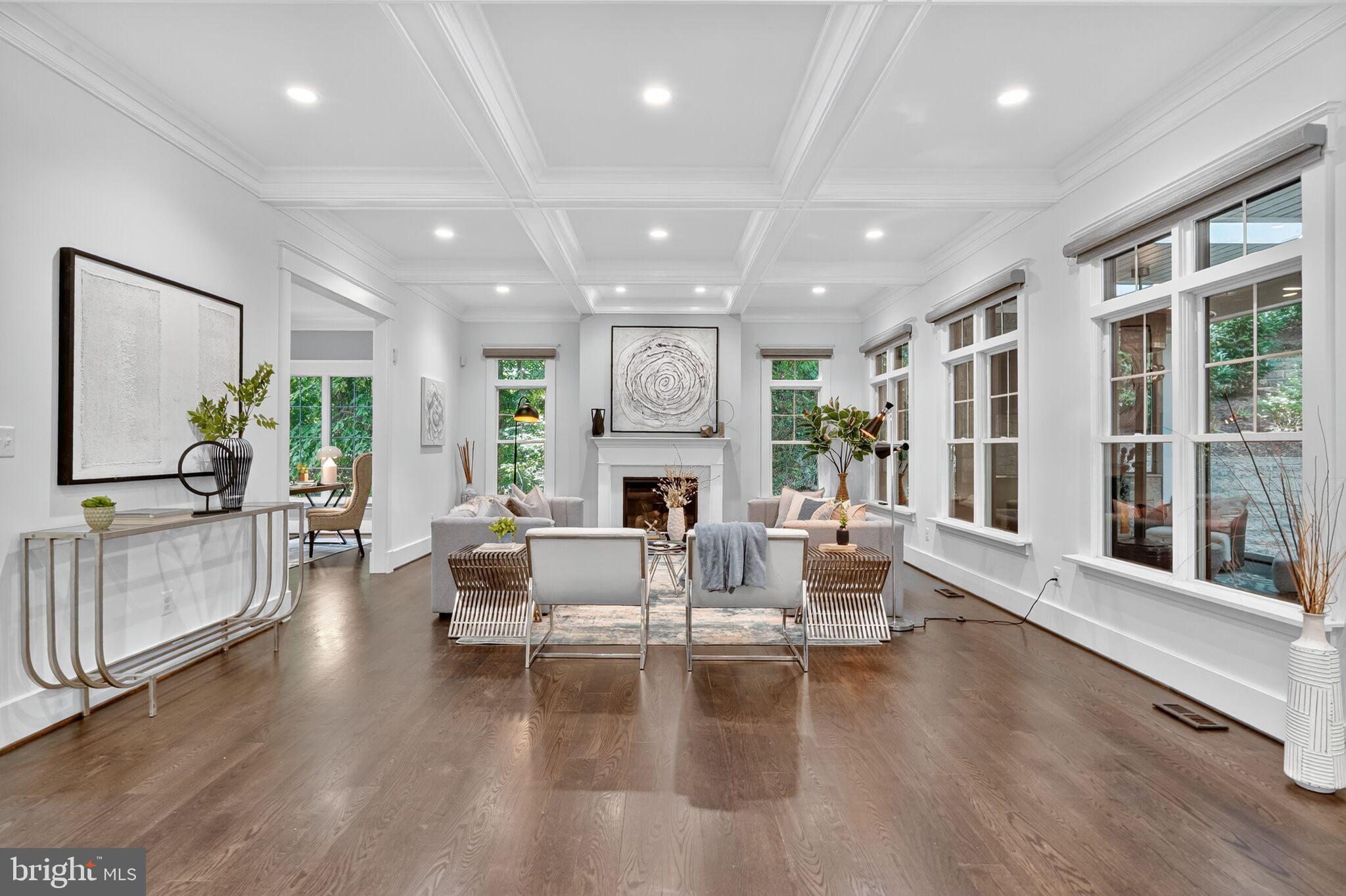 3400 Military Road Arlington, VA 22207 - Photo 19 of 81 Family Room