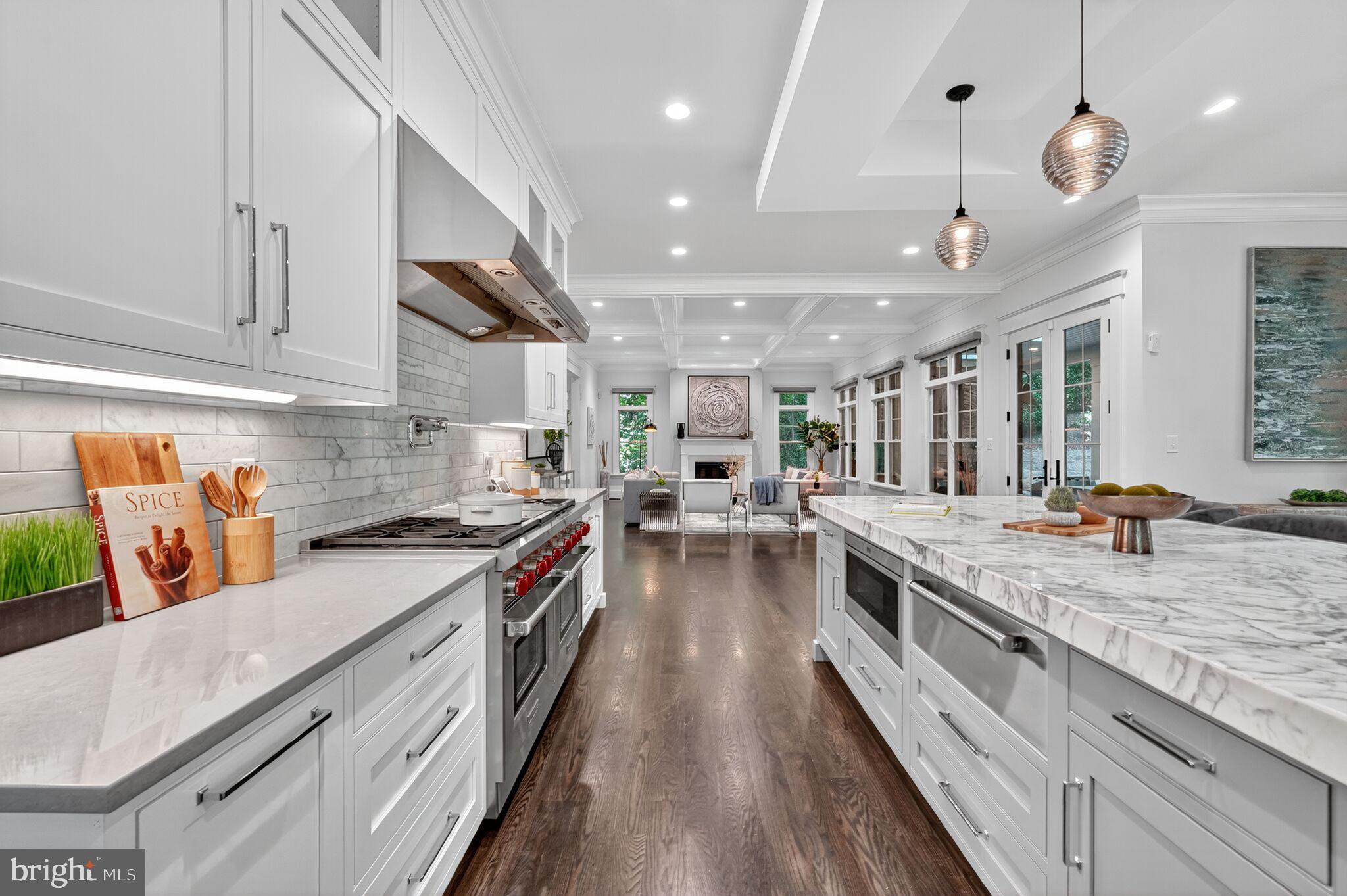 3400 Military Road Arlington, VA 22207 - Photo 24 of 81 Marble Countertops