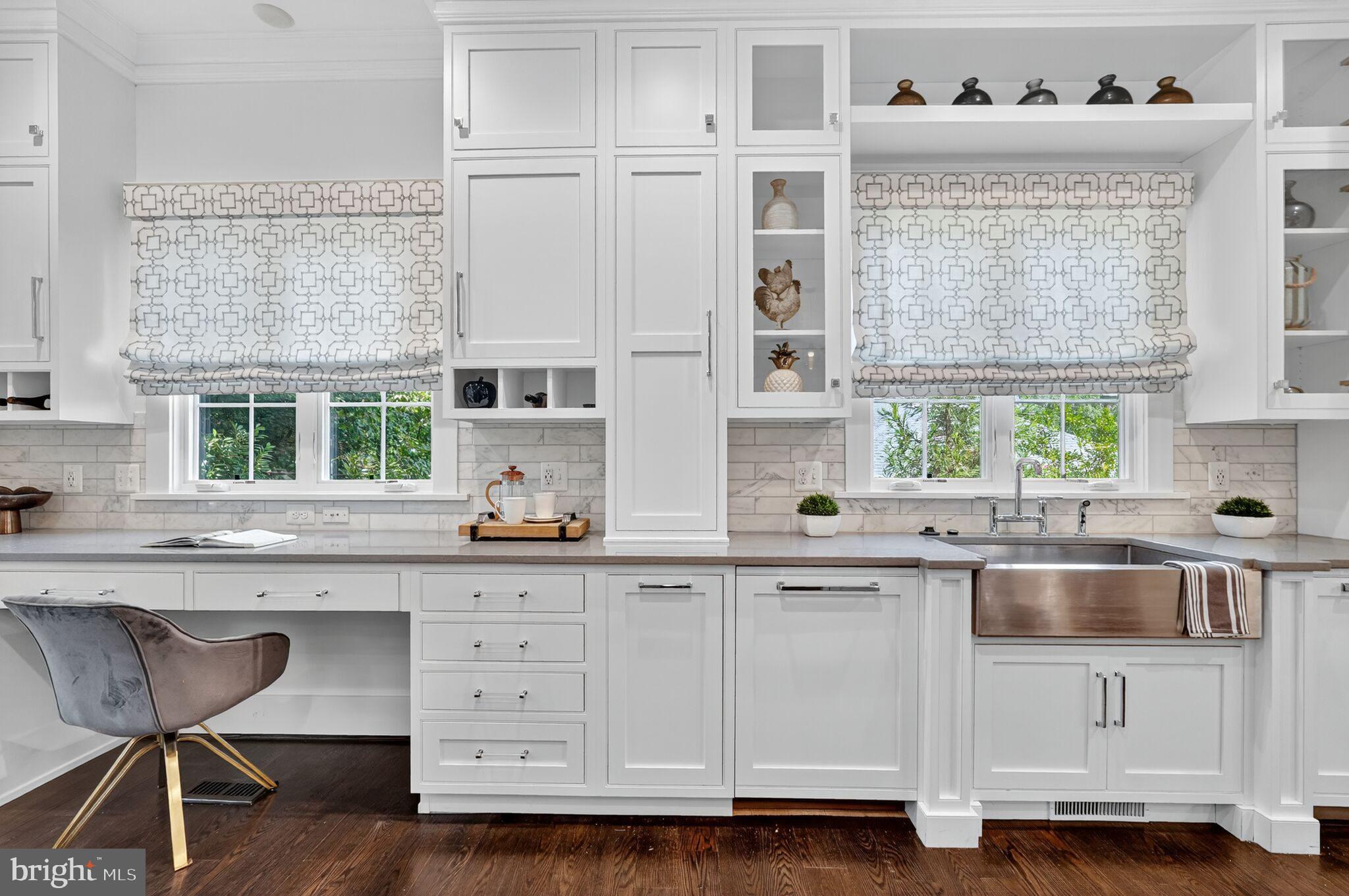 3400 Military Road Arlington, VA 22207 - Photo 32 of 81 Desk Area Adjacent to Kitchen