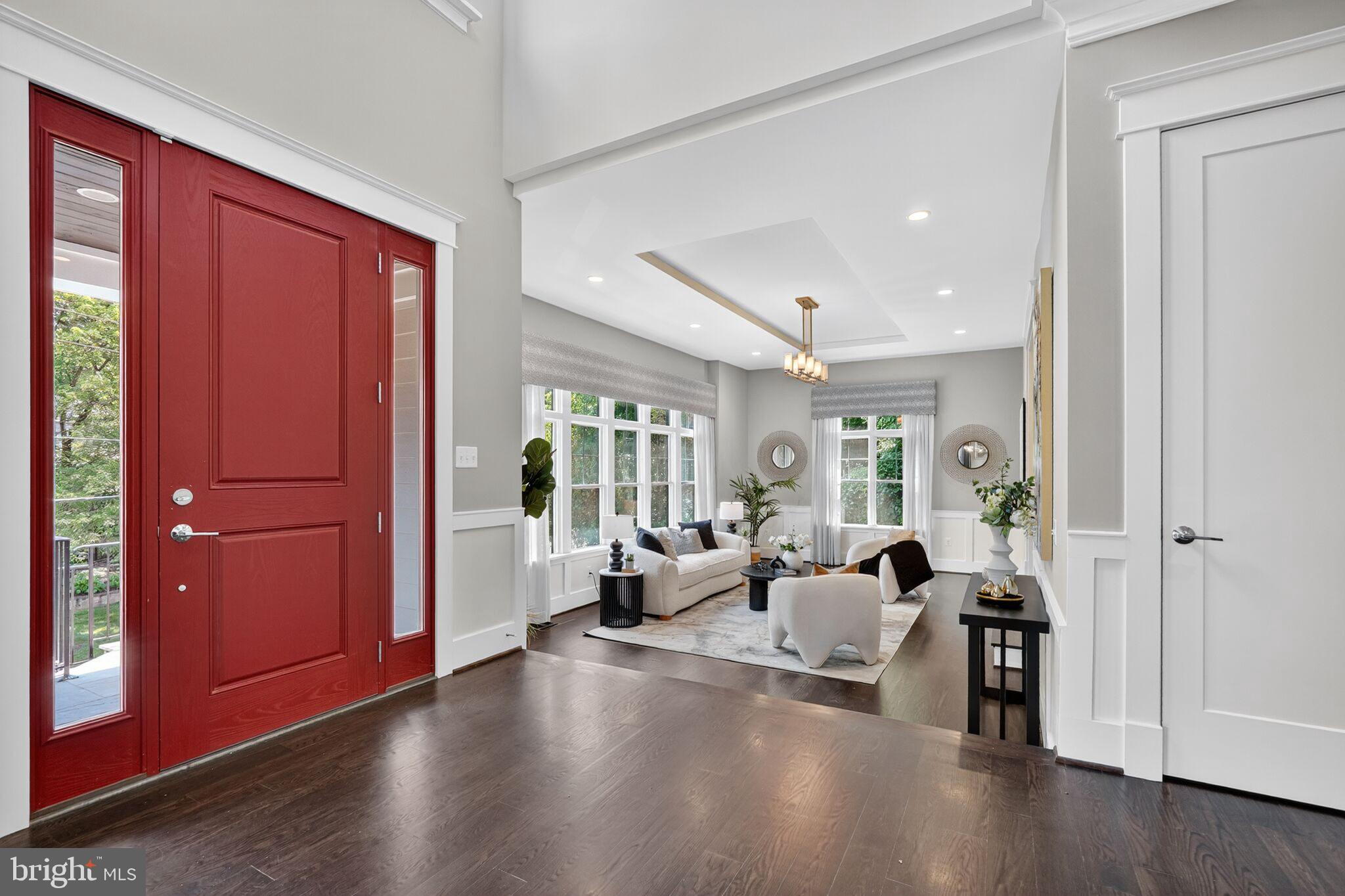 3400 Military Road Arlington, VA 22207 - Photo 5 of 81 Come Inside!