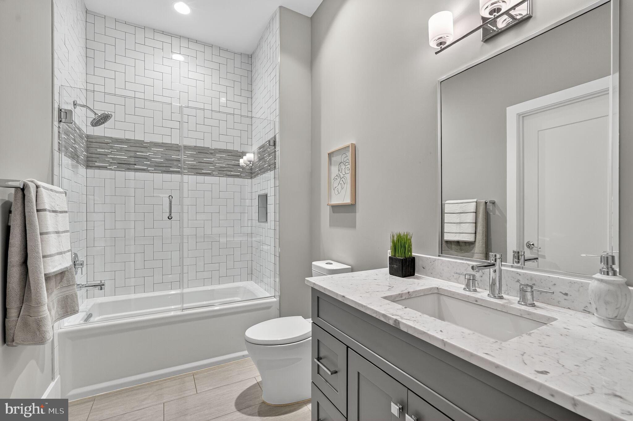 3400 Military Road Arlington, VA 22207 - Photo 69 of 81 Fifth Bedroom En Suite Bathroom