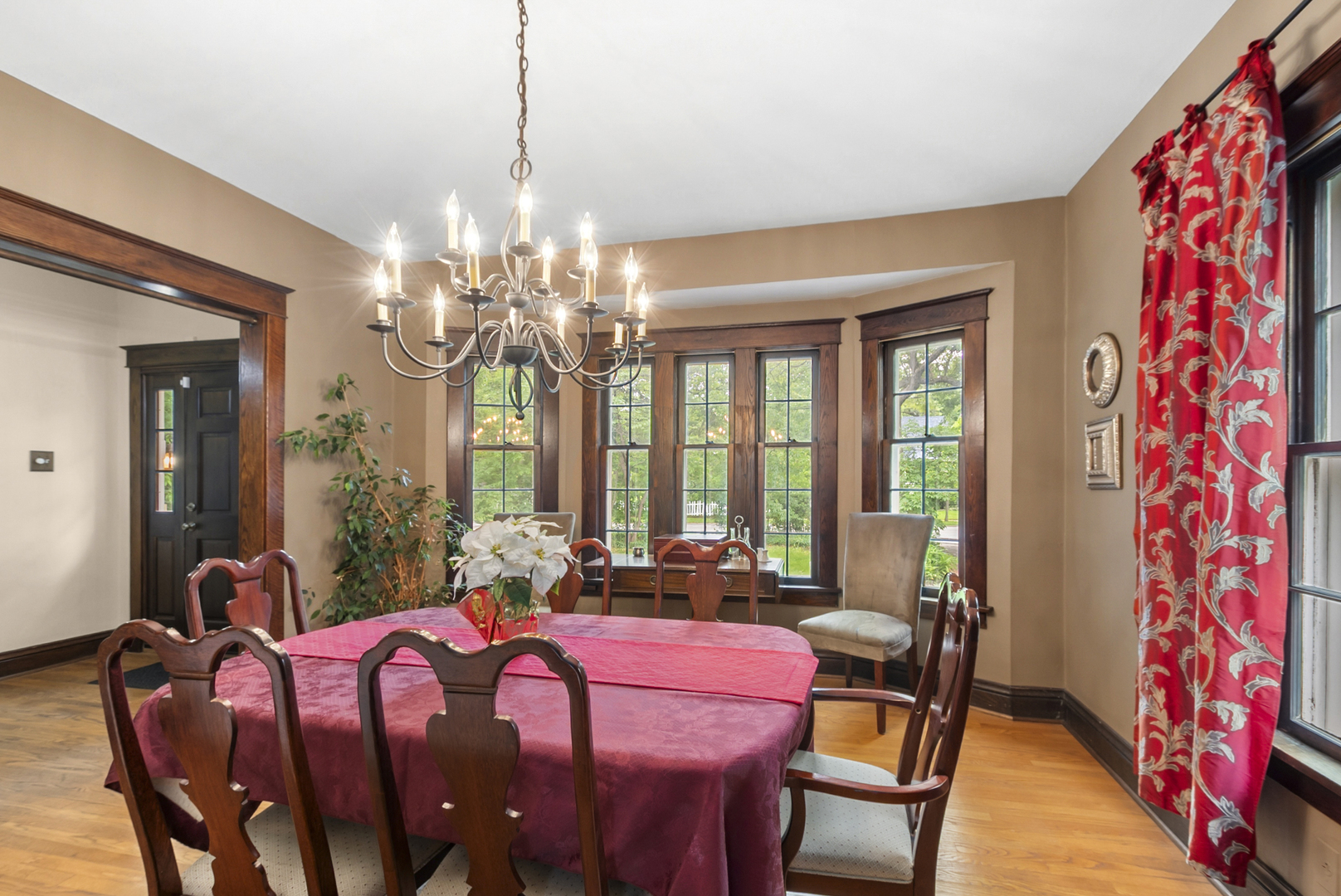 2114 Cedar Road Homewood, IL 60430 - Photo 5 of 33