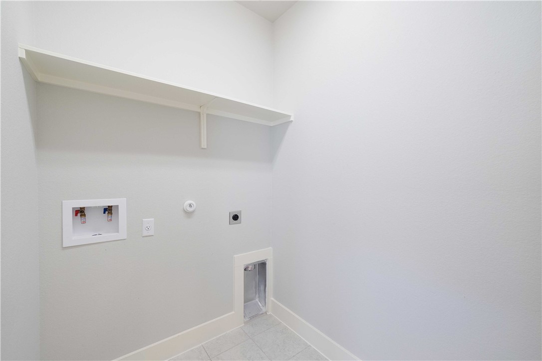 9124 Cattle Baron Path Austin, TX 78747 - Photo 28 of 36 a view of small space