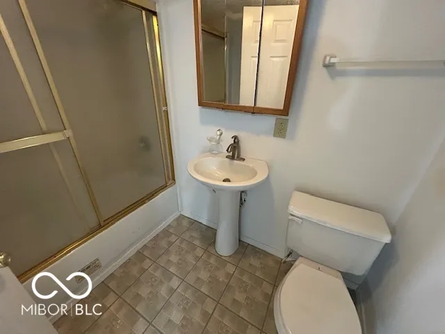 $146,000 | 3206 North College Avenue, Indianapolis, IN 46205