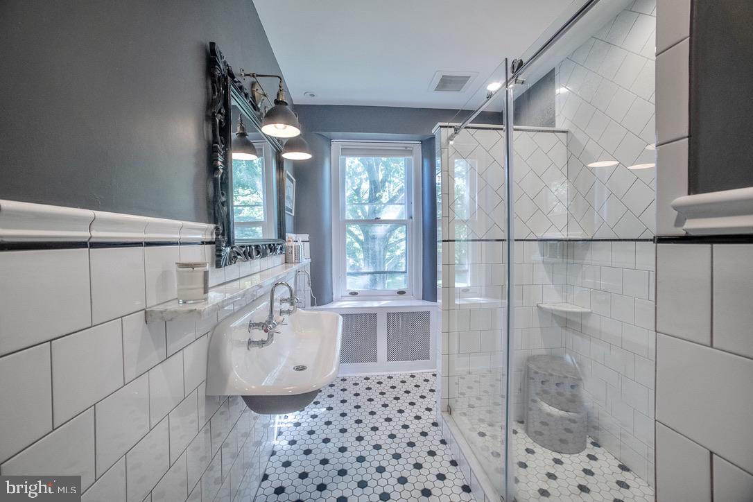 1401 Spring Mill Road Gladwyne, PA 19035 - Photo 50 of 69