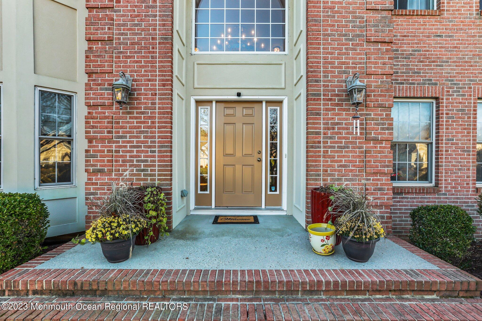 20 Round Hill Road Jackson, NJ 08527 - Photo 4 of 50 a view of a entryway door front of house