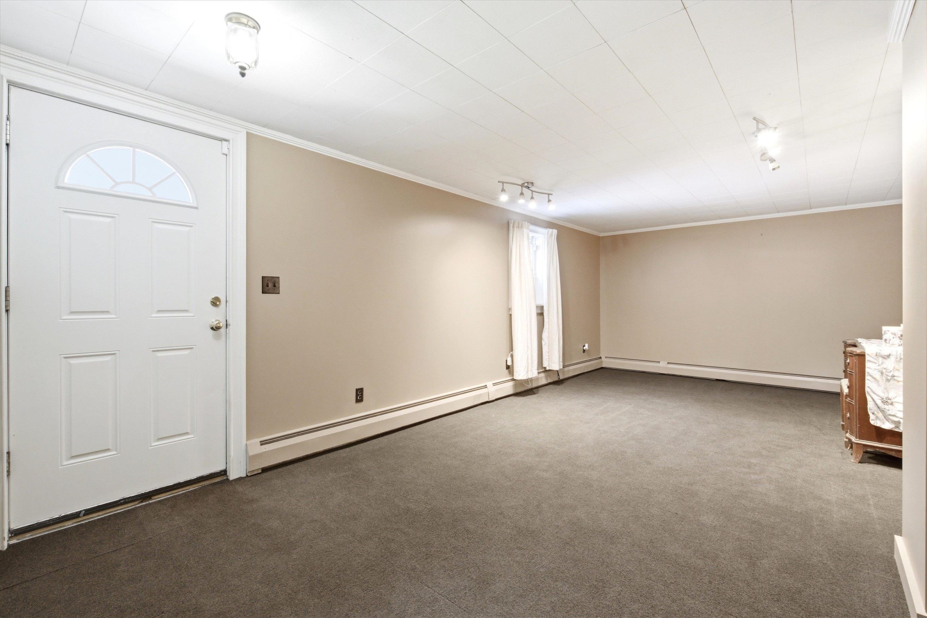 121 Charlestown Road Claremont, NH 03743 - Photo 31 of 54