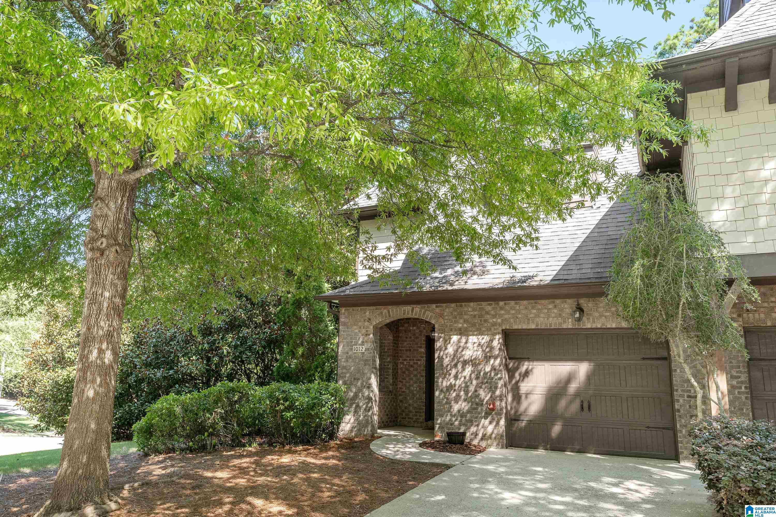 1012 Inverness Cove Way Birmingham, AL 35242 - Photo 3 of 42