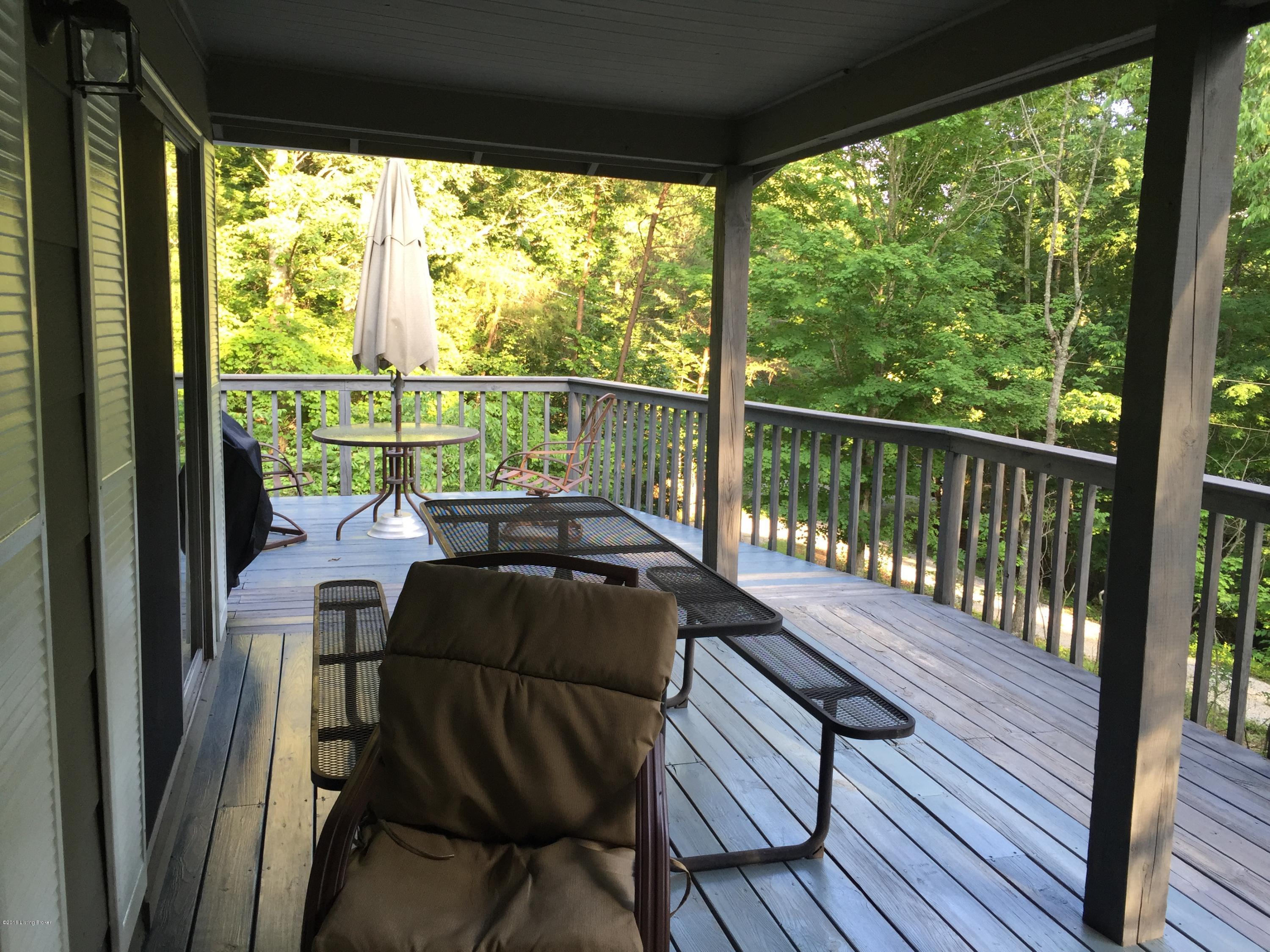 54 Spruce Lane Bee Spring, KY 42207 - Photo 11 of 28 image