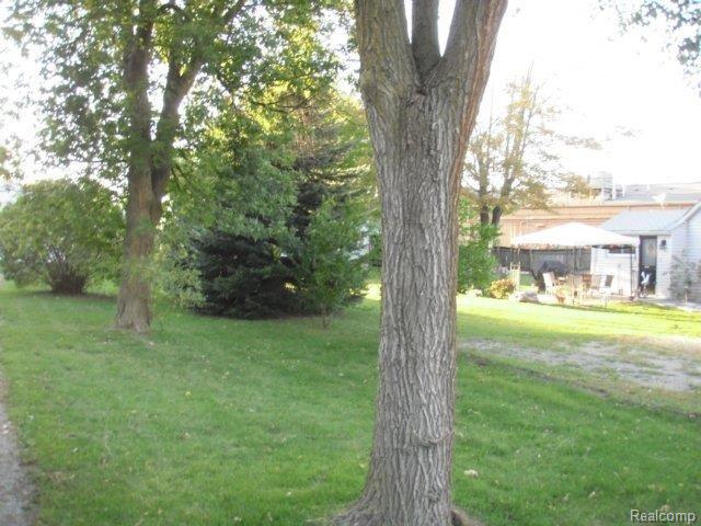 2966 Melvin Avenue Rochester, MI 48307 - Photo 2 of 18 P4140006