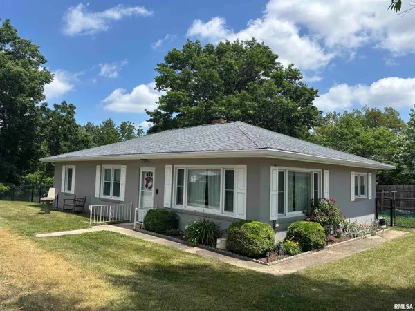 $155,000 | 207 North Spruce Lane, Roanoke, IL 61561
