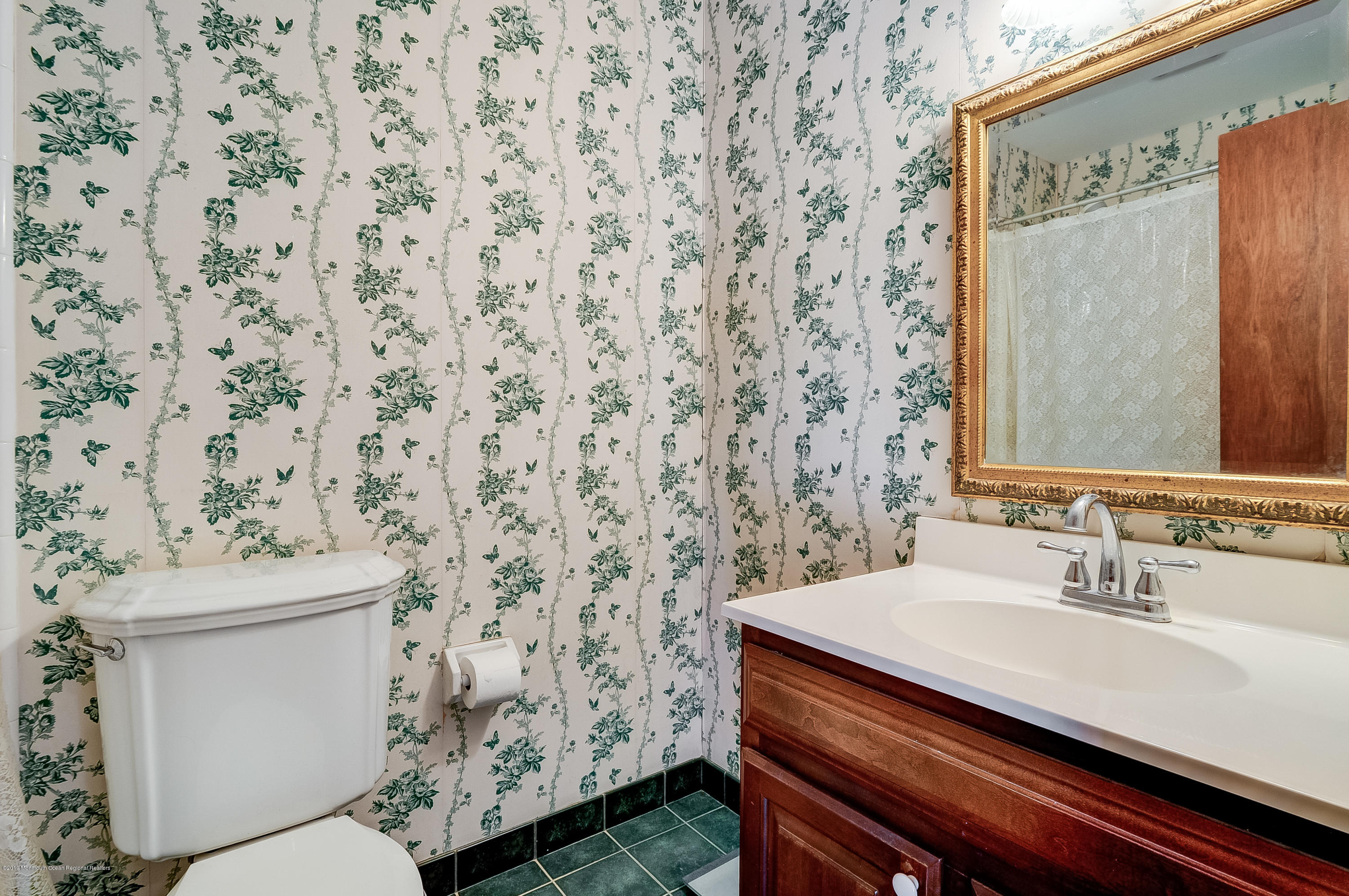 114 Jumping Brook Road Lincroft, NJ 07738 - Photo 22 of 32 19-Full_Bath