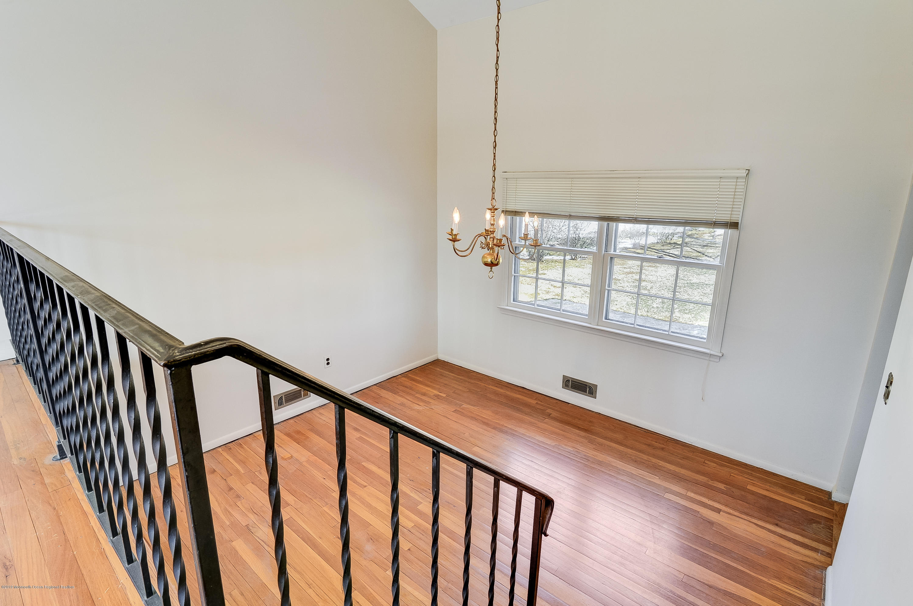 114 Jumping Brook Road Lincroft, NJ 07738 - Photo 10 of 32 08-Dining