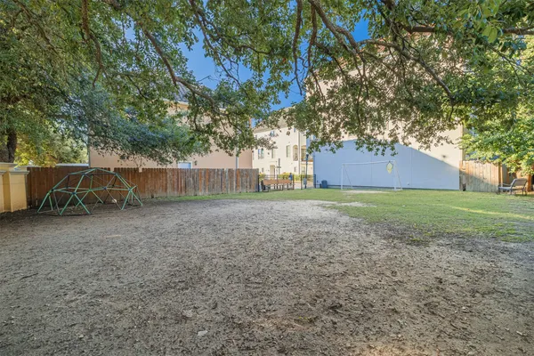 $2,300 | 7155 Windwater Lagoon Drive, Houston, TX 77036