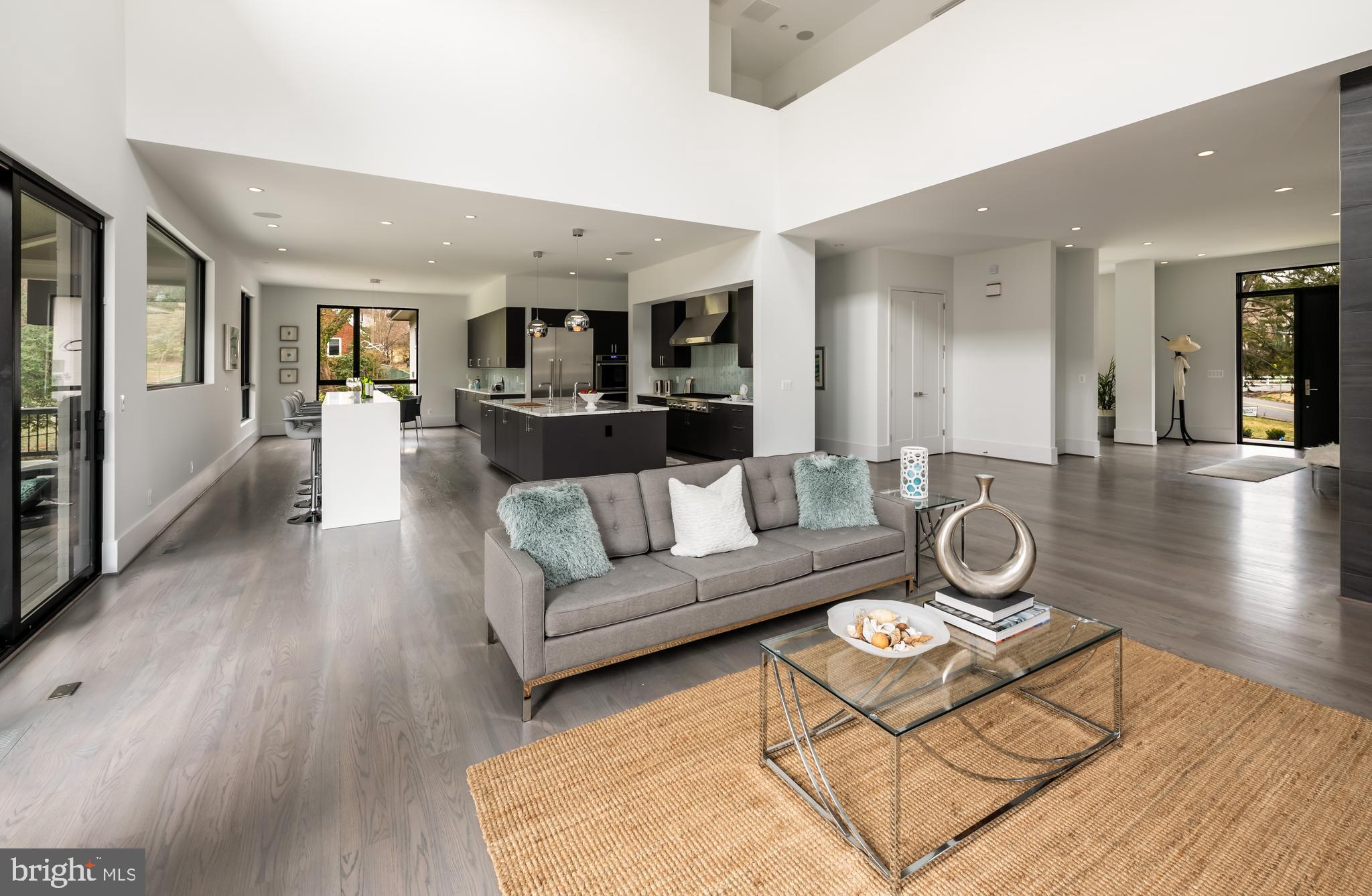 6333 Old Chesterbrook Road McLean, VA 22101 - Photo 17 of 60