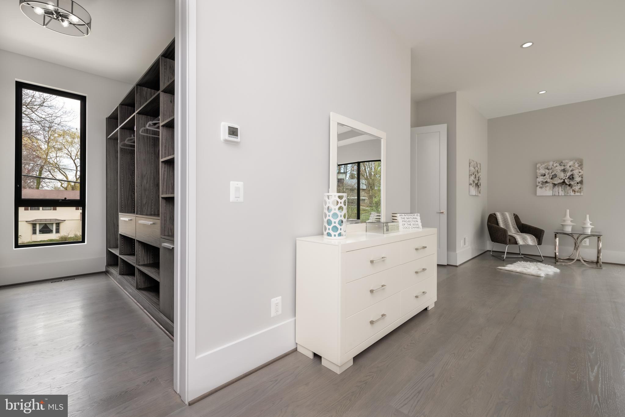 6333 Old Chesterbrook Road McLean, VA 22101 - Photo 23 of 60