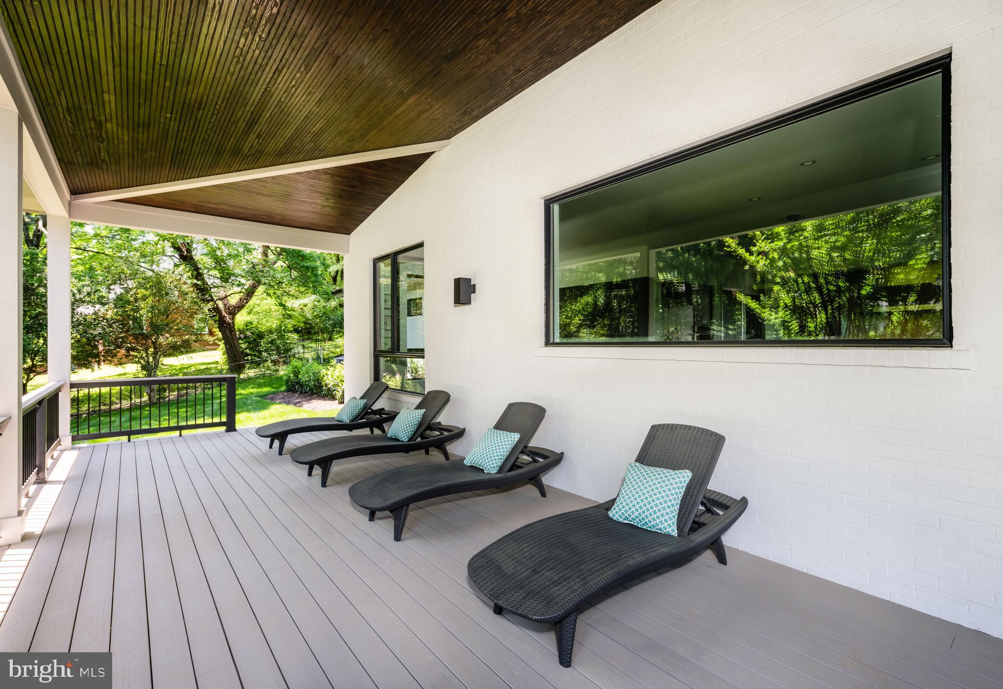 6333 Old Chesterbrook Road McLean, VA 22101 - Photo 4 of 60