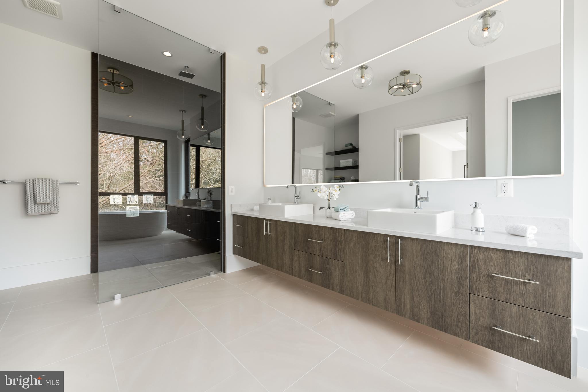 6333 Old Chesterbrook Road McLean, VA 22101 - Photo 33 of 60