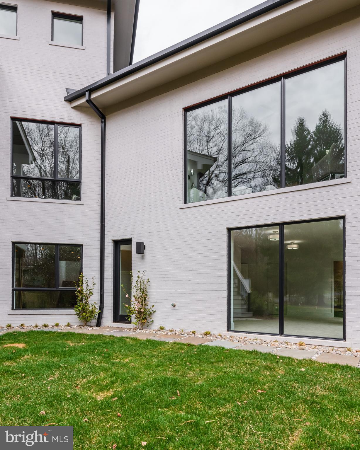 6333 Old Chesterbrook Road McLean, VA 22101 - Photo 50 of 60