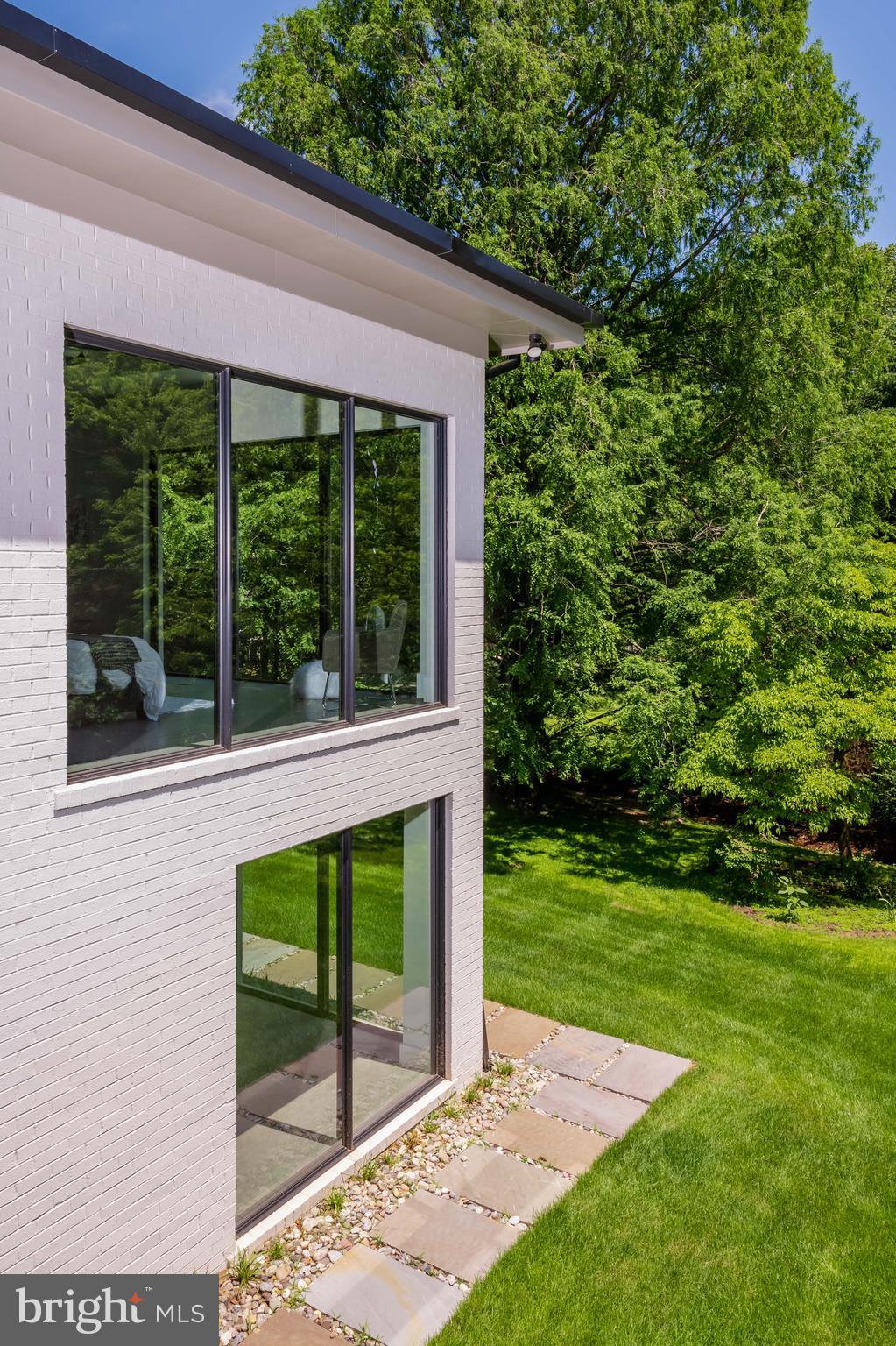 6333 Old Chesterbrook Road McLean, VA 22101 - Photo 52 of 60