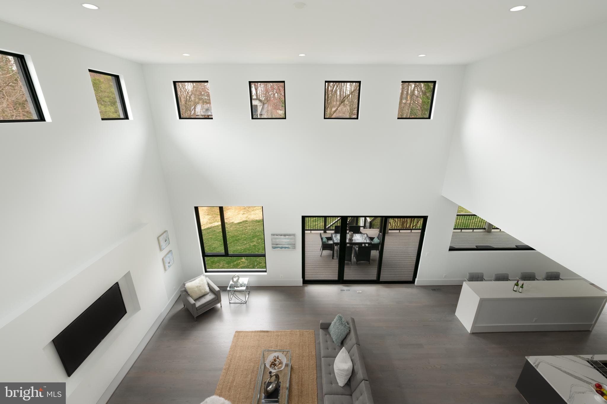 6333 Old Chesterbrook Road McLean, VA 22101 - Photo 9 of 60