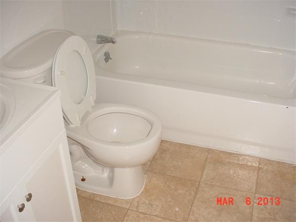 28 Sherbrooke Street Springfield, MA 01104 - Photo 2 of 13 Gallery Image 2