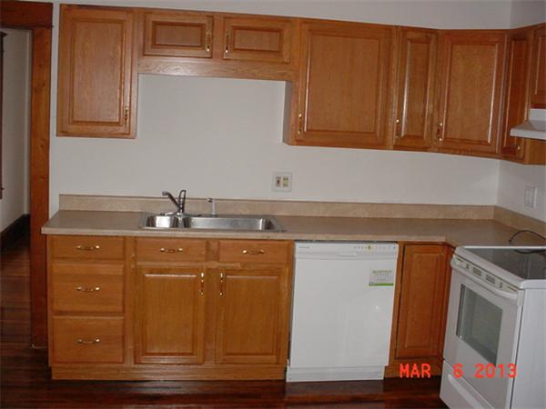 28 Sherbrooke Street Springfield, MA 01104 - Photo 3 of 13 Gallery Image 3