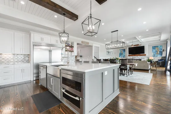 $2,440,000 | 4727 East Belle Fontaine Road, Ocean Springs, MS 39564