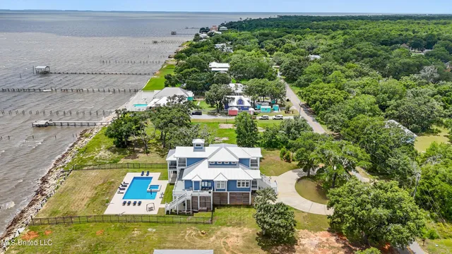 $2,450,000 | 4727 East Belle Fontaine Road, Ocean Springs, MS 39564
