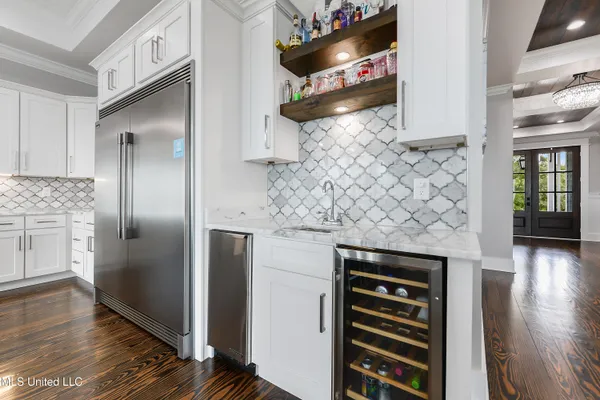 $2,440,000 | 4727 East Belle Fontaine Road, Ocean Springs, MS 39564