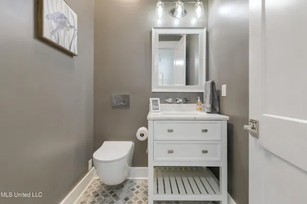 $2,440,000 | 4727 East Belle Fontaine Road, Ocean Springs, MS 39564