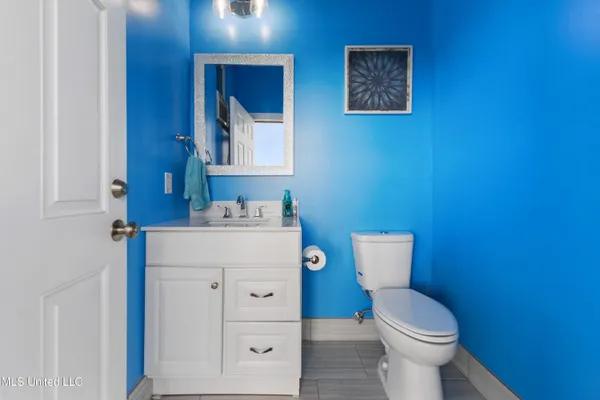 $2,440,000 | 4727 East Belle Fontaine Road, Ocean Springs, MS 39564