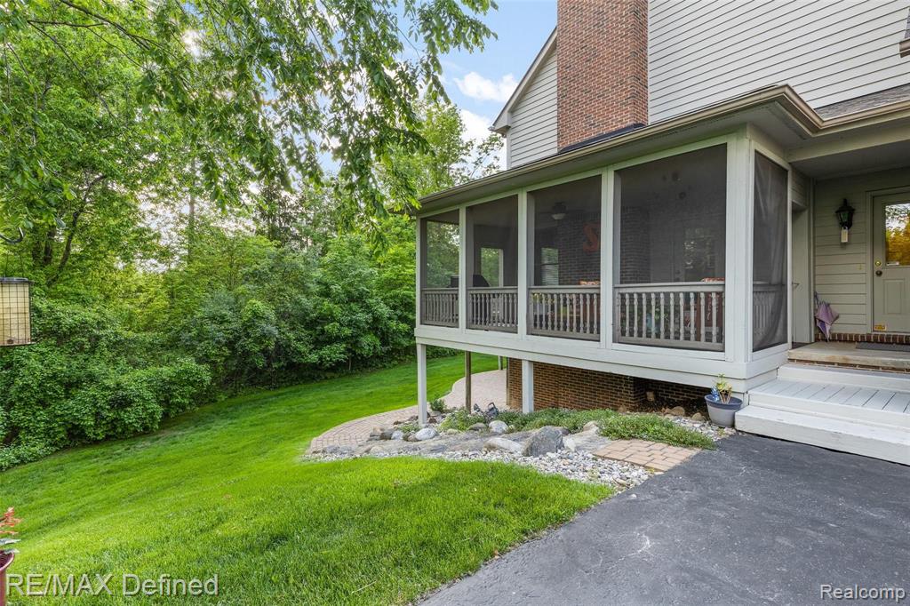 60957 Pennington Way Rochester, MI 48306 - Photo 6 of 54