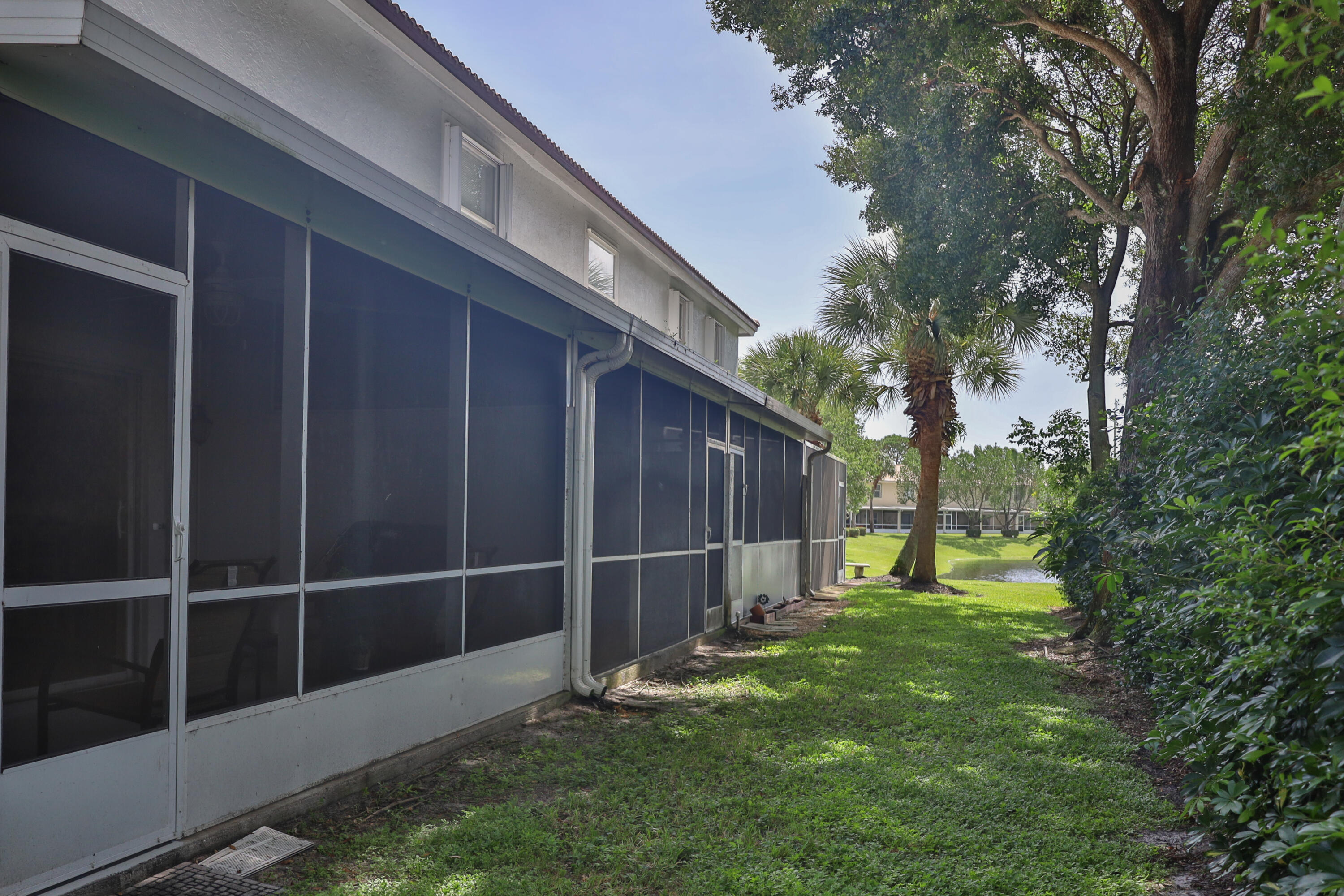 334 Timberwalk Trail Jupiter, FL 33458 - Photo 33 of 51 a view of an outdoor space