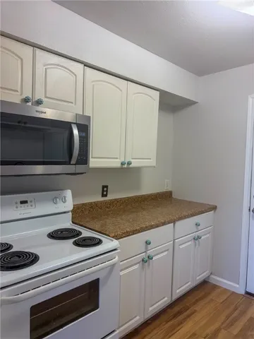 $1,285 | 151 North 13th Street, Aransas Pass, TX 78336