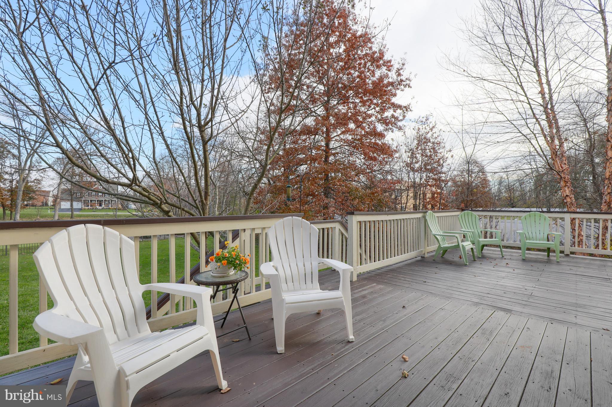 838 Greenbriar Road York, PA 17404 - Photo 3 of 37 Gallery Image 3