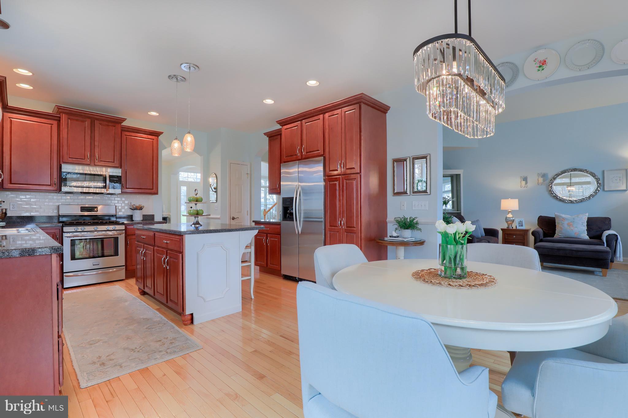 838 Greenbriar Road York, PA 17404 - Photo 9 of 37 Gallery Image 9