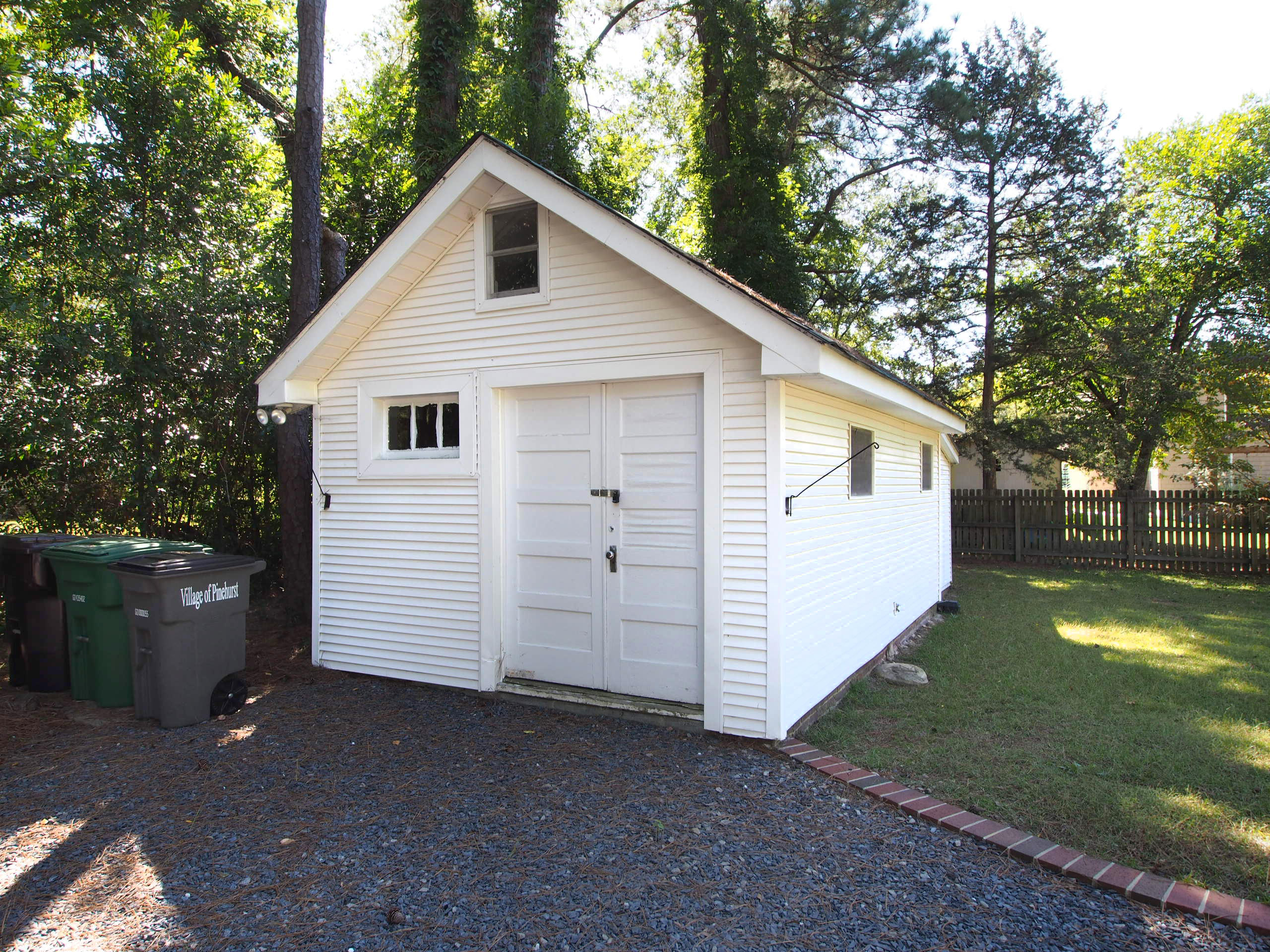 25 Woods Road Pinehurst, NC 28374 - Photo 20 of 23 garage1