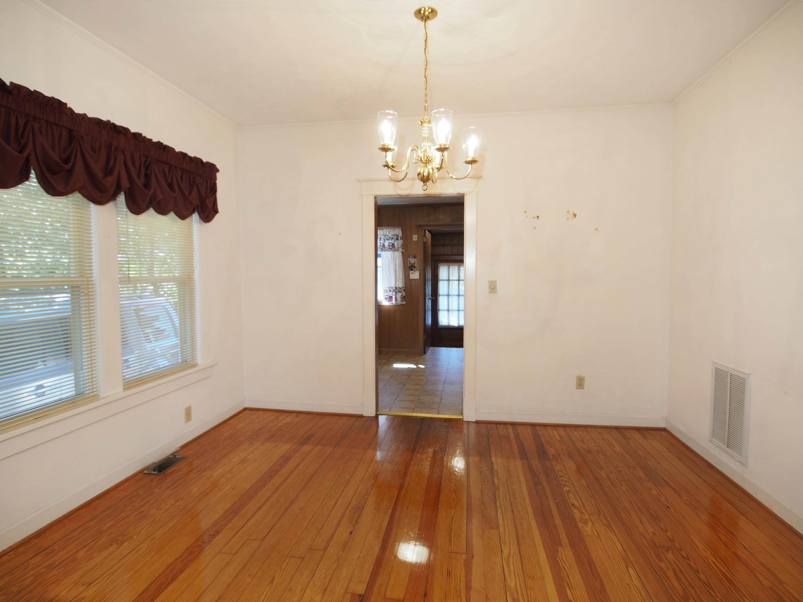 25 Woods Road Pinehurst, NC 28374 - Photo 3 of 23 dining3