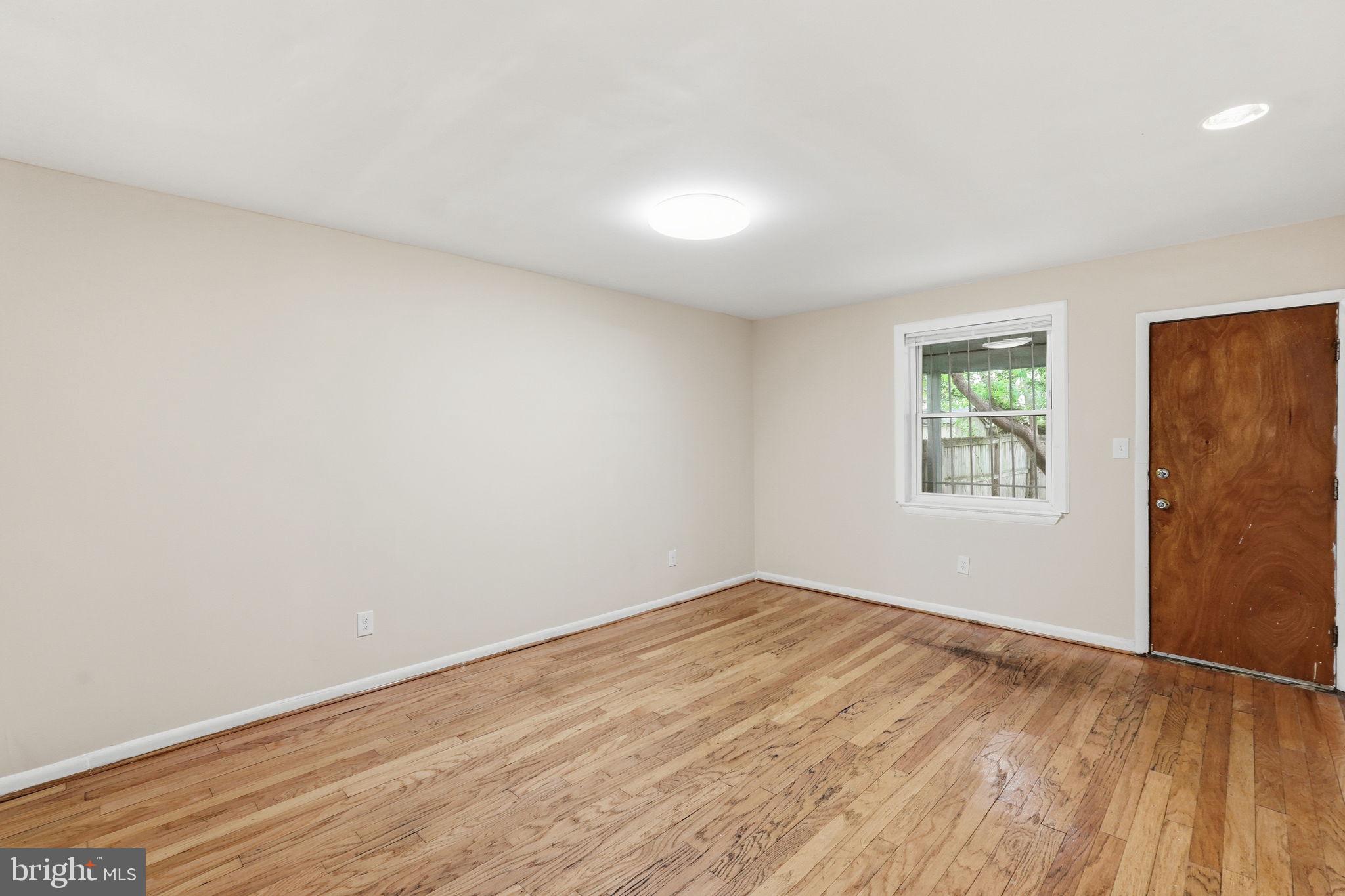 1235 16th Street Northeast Washington, DC 20002 - Photo 4 of 50