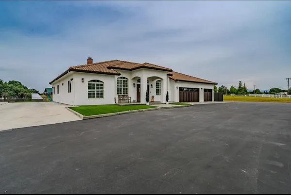 $1,550,000 | 5600 Ferseyna Way, Valley Springs, CA 95252