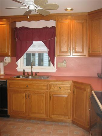 16 Northgate Road Franklin, MA 02038 - Photo 4 of 19 Gallery Image 4