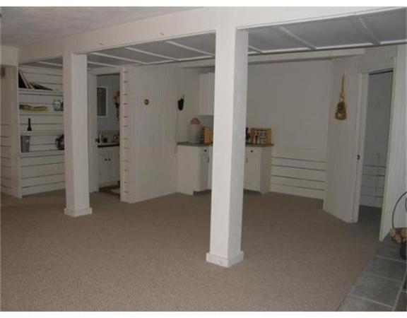 16 Northgate Road Franklin, MA 02038 - Photo 8 of 19 Gallery Image 8