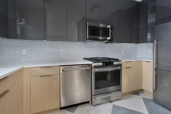 $3,400 | 15 Lanark Road, Unit 2, Brookline, MA 02445