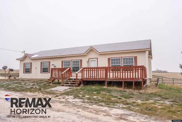 $420,000 | 37 Clearview Road, Douglas, WY 82633