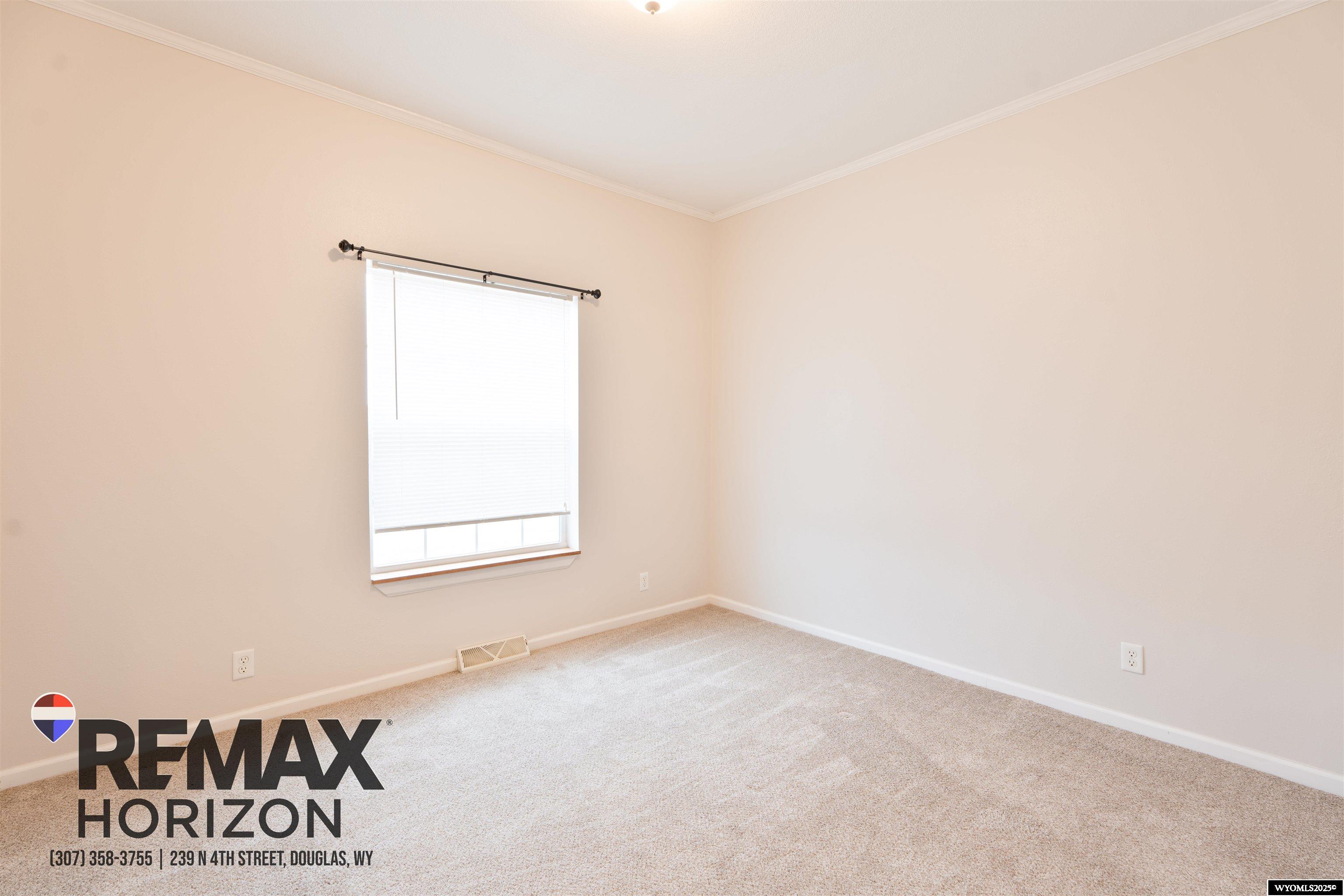 37 Clearview Road Douglas, WY 82633 - Photo 17 of 38