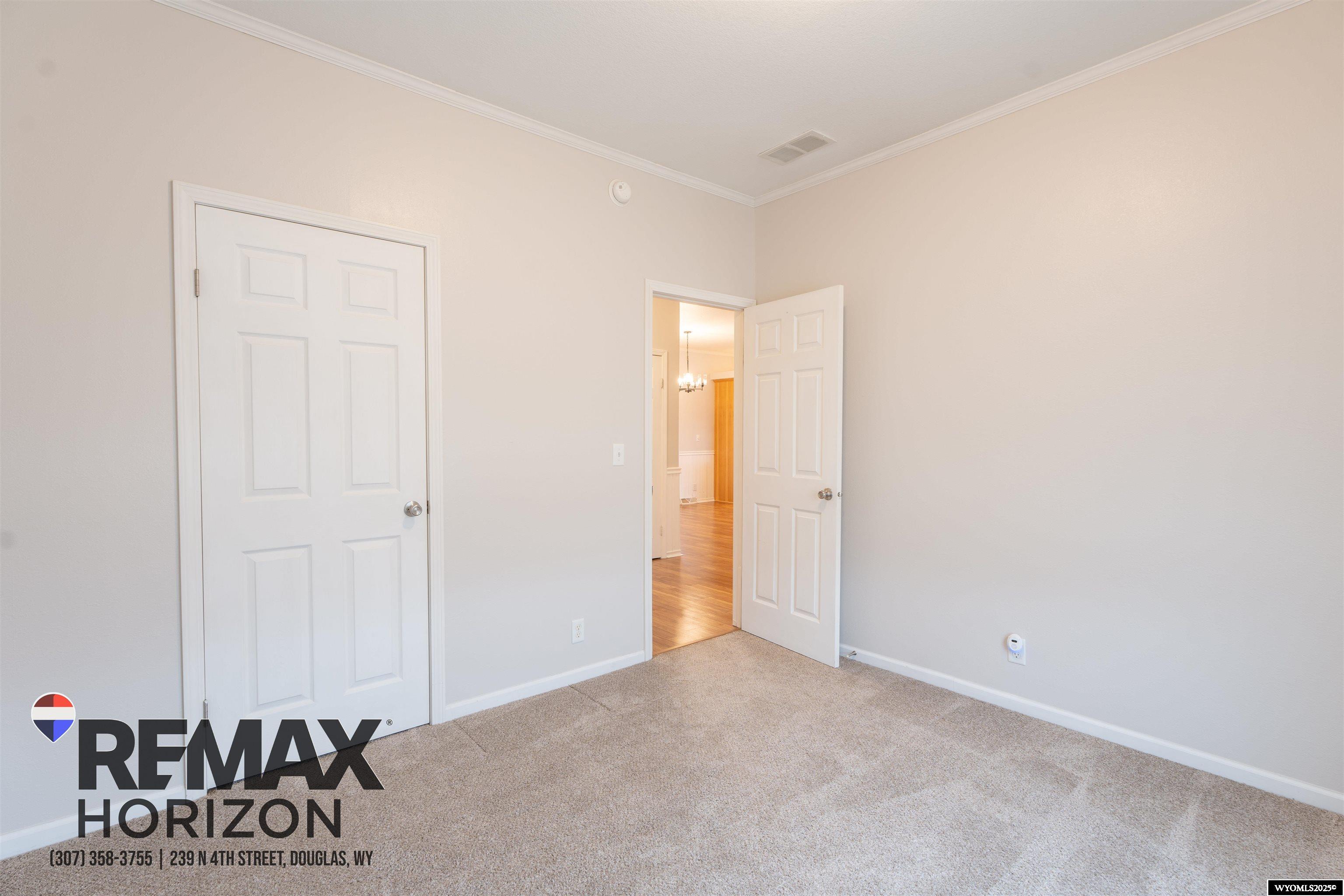 37 Clearview Road Douglas, WY 82633 - Photo 18 of 38