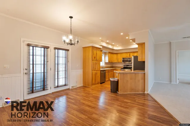 $420,000 | 37 Clearview Road, Douglas, WY 82633